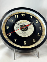 Load image into Gallery viewer, Tom Petty & The Heartbreakers "The Waiting" Record Clock 45rpm Recycled Vinyl
